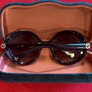 Authentic Gucci sunglasses | G0367s